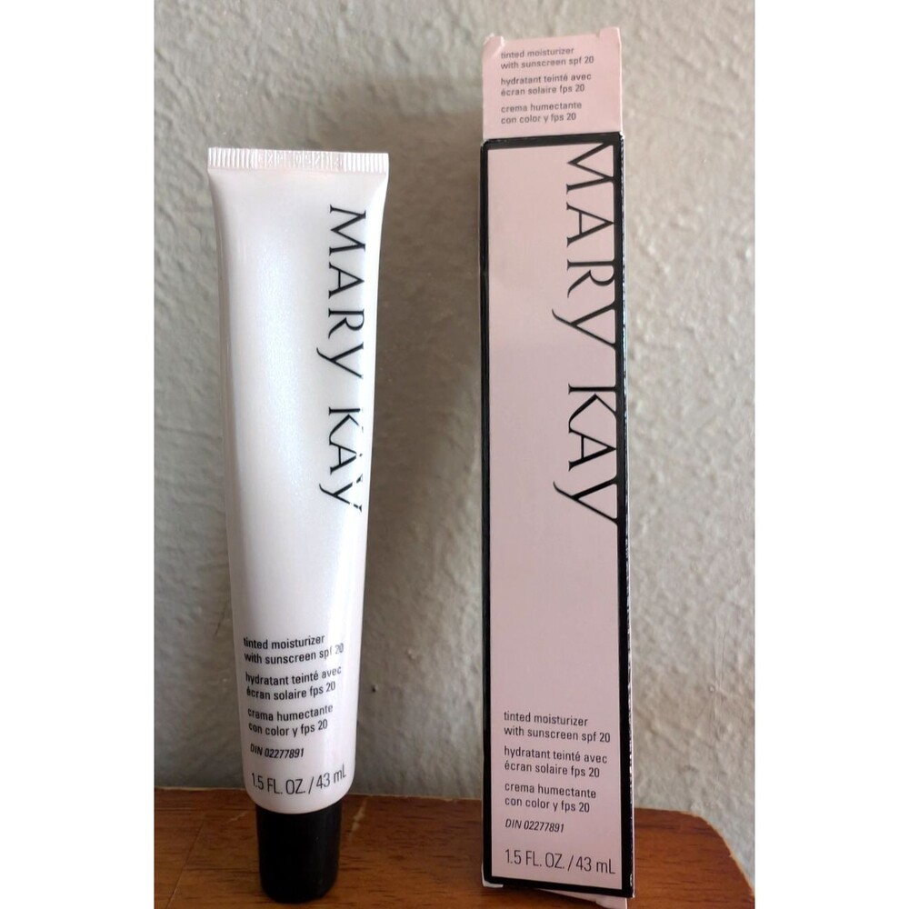 Mary Kay Tinted Moisturizer SPF 20 BEIGE 1 New In Box NOS 1.5 fl oz Discontinued